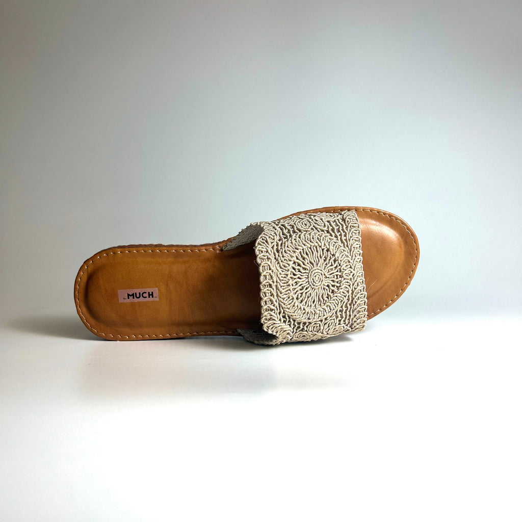 Sutras of Sand - Flat Cushioned