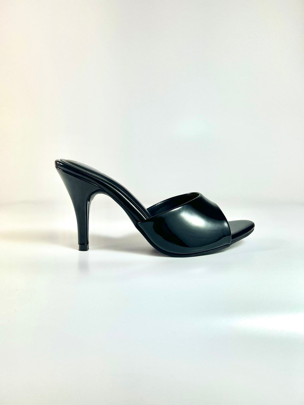 The Bare Edit – Black Slip-On Heel