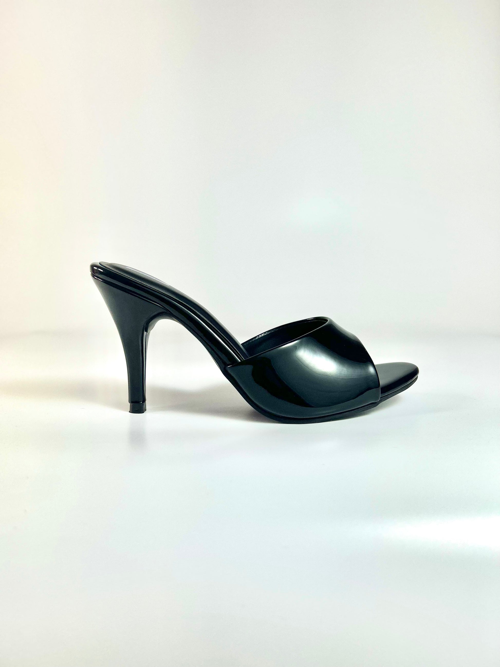 The Bare Edit – Black Slip-On Heel
