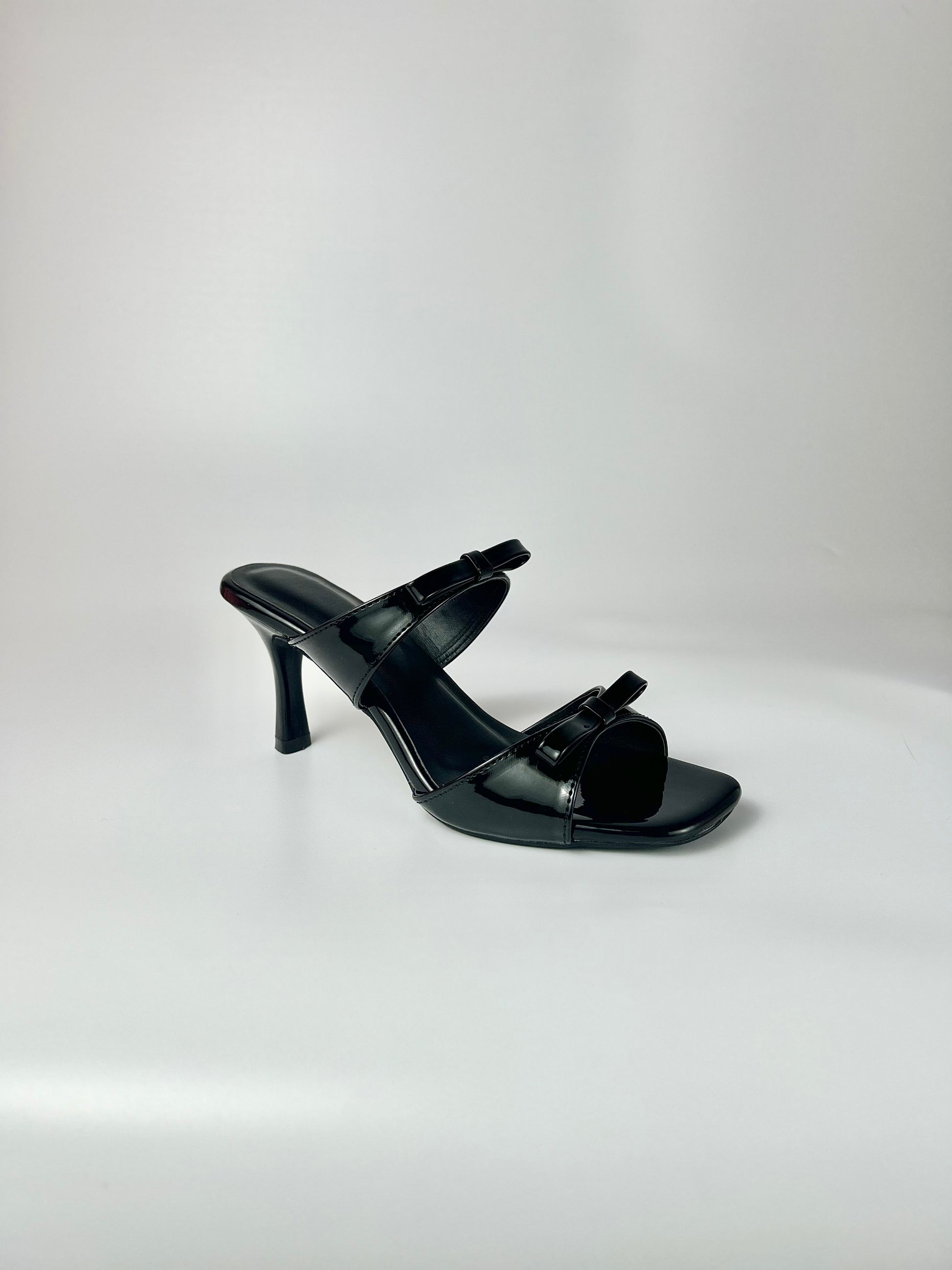 The Final Draft – Black Slip-On