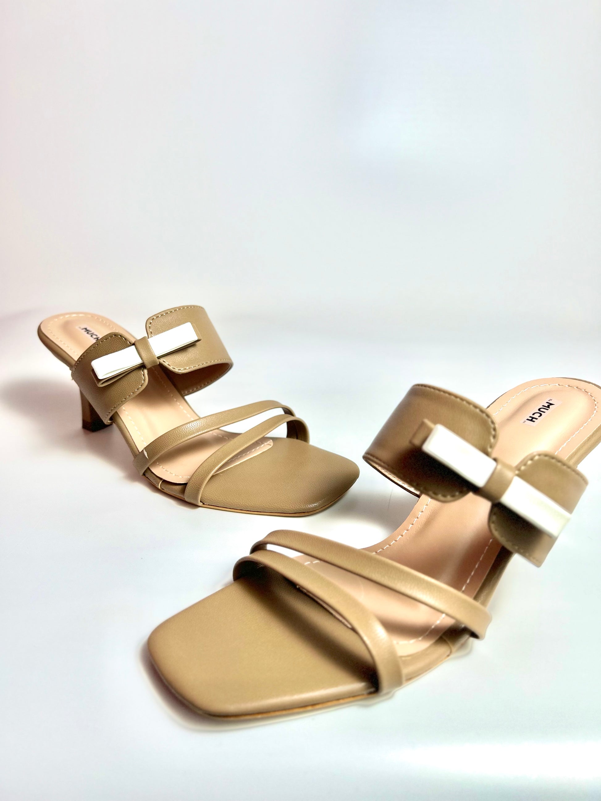 The Hazel Bow – Brown Bow Slip-On Heel