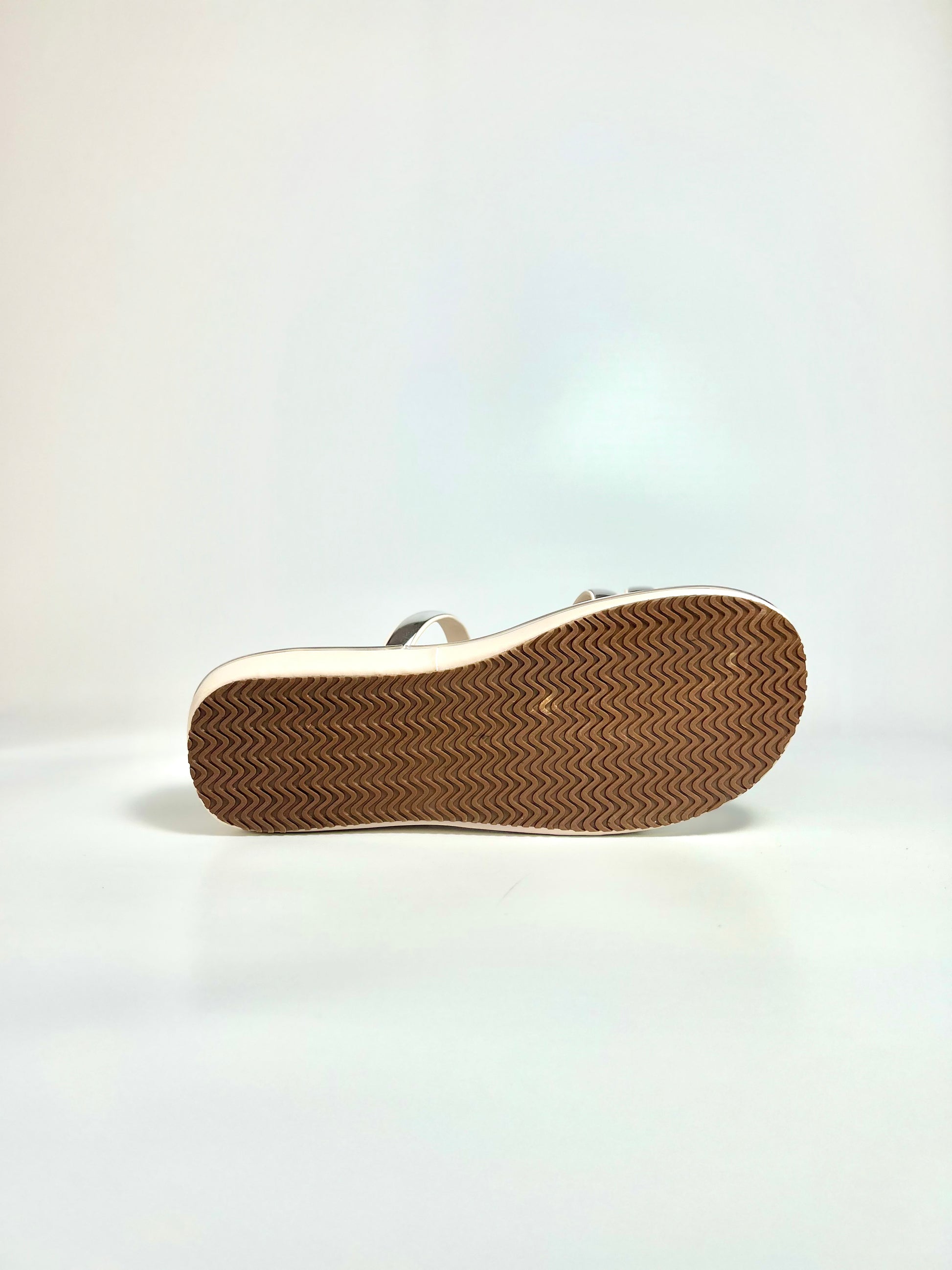 The Soft Rise – Cream Flatform Slip-On