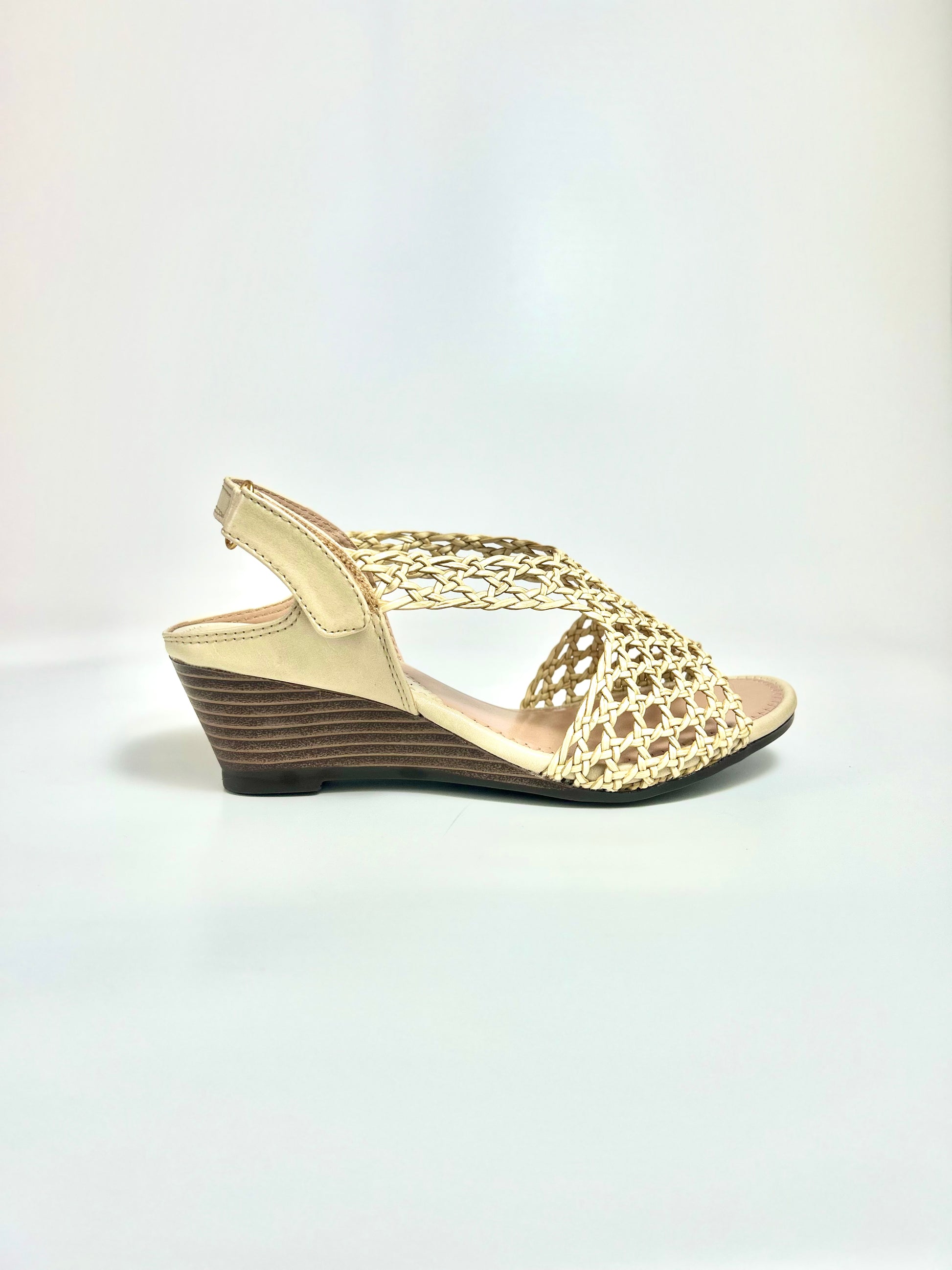 The Air Edit – Cream Mesh Flatform Sandal