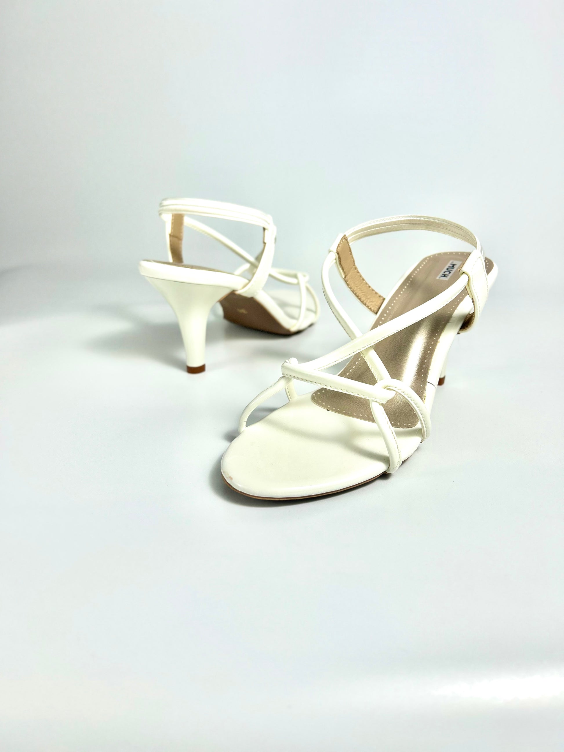 The Quiet Frame – White Pointed Toe Heel Sandal