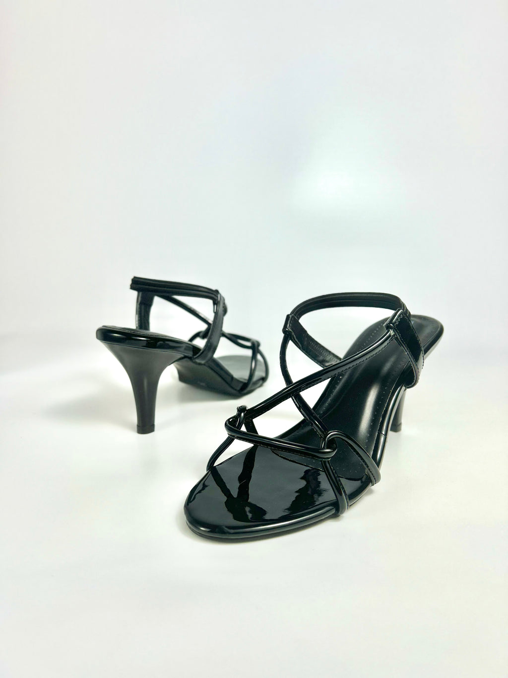 The Quiet Frame – Black Pointed Toe Heel Sandal