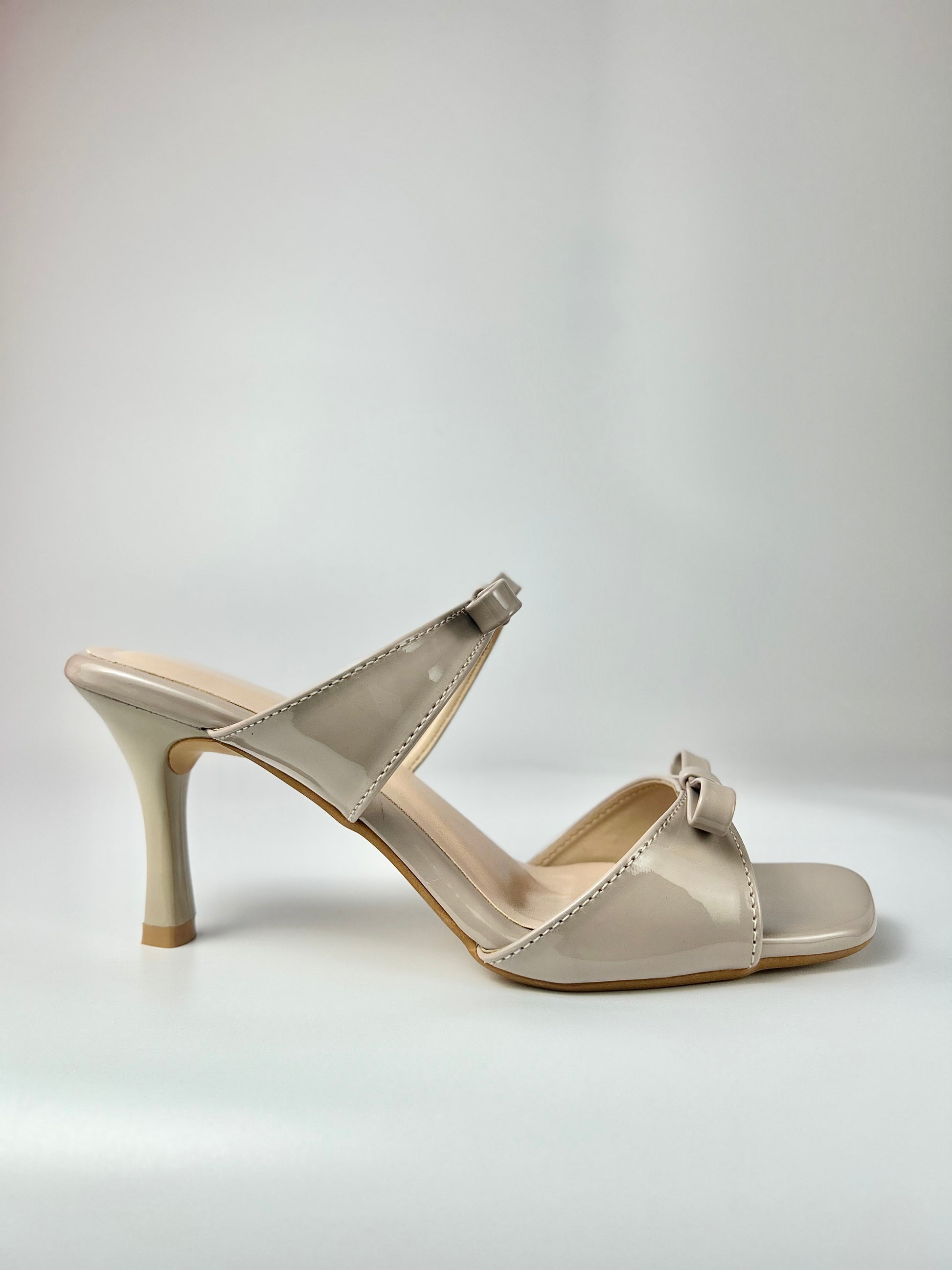 The Final Draft – Nude Slip-On