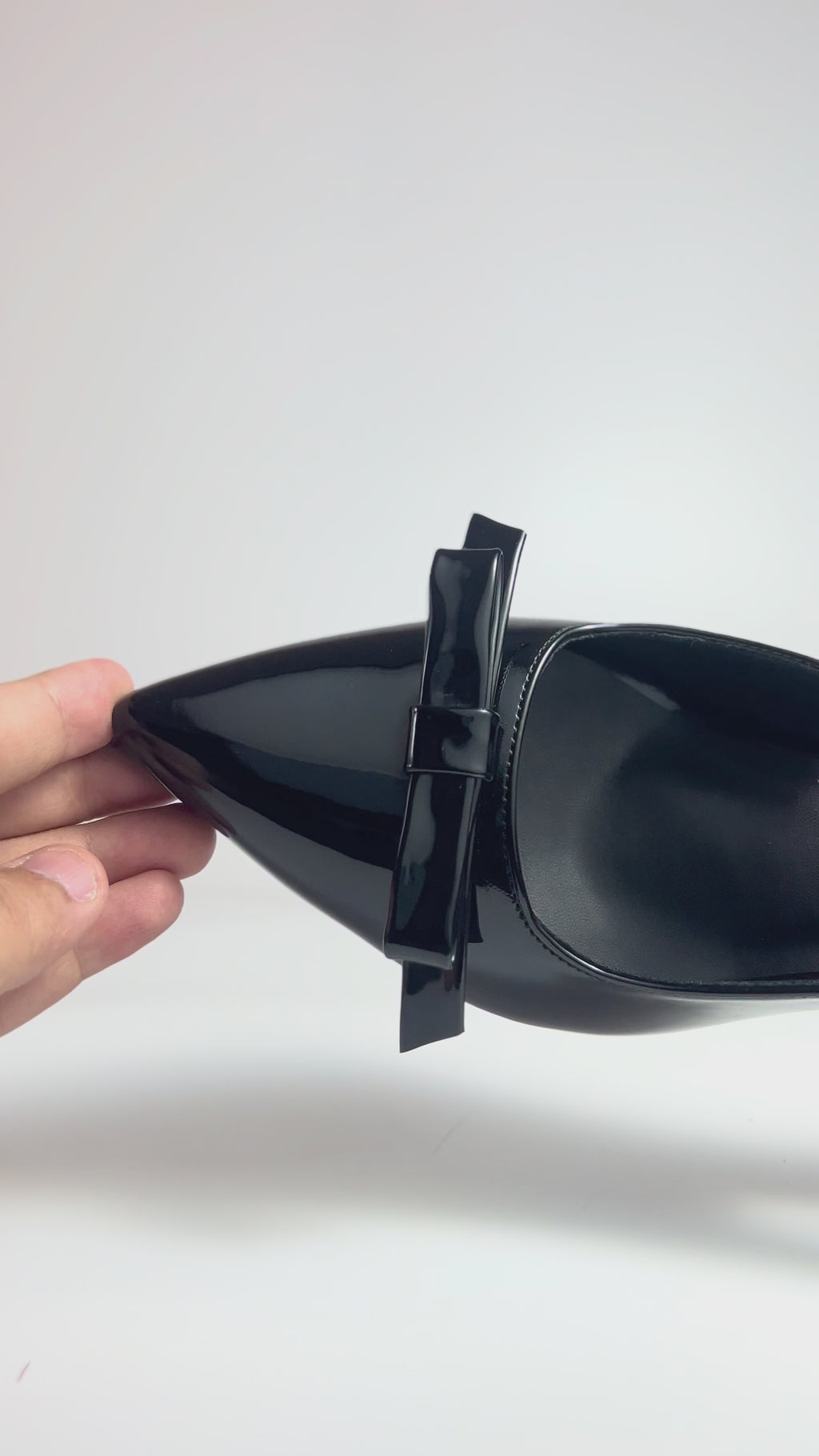 The Neutral Note – Black Mules