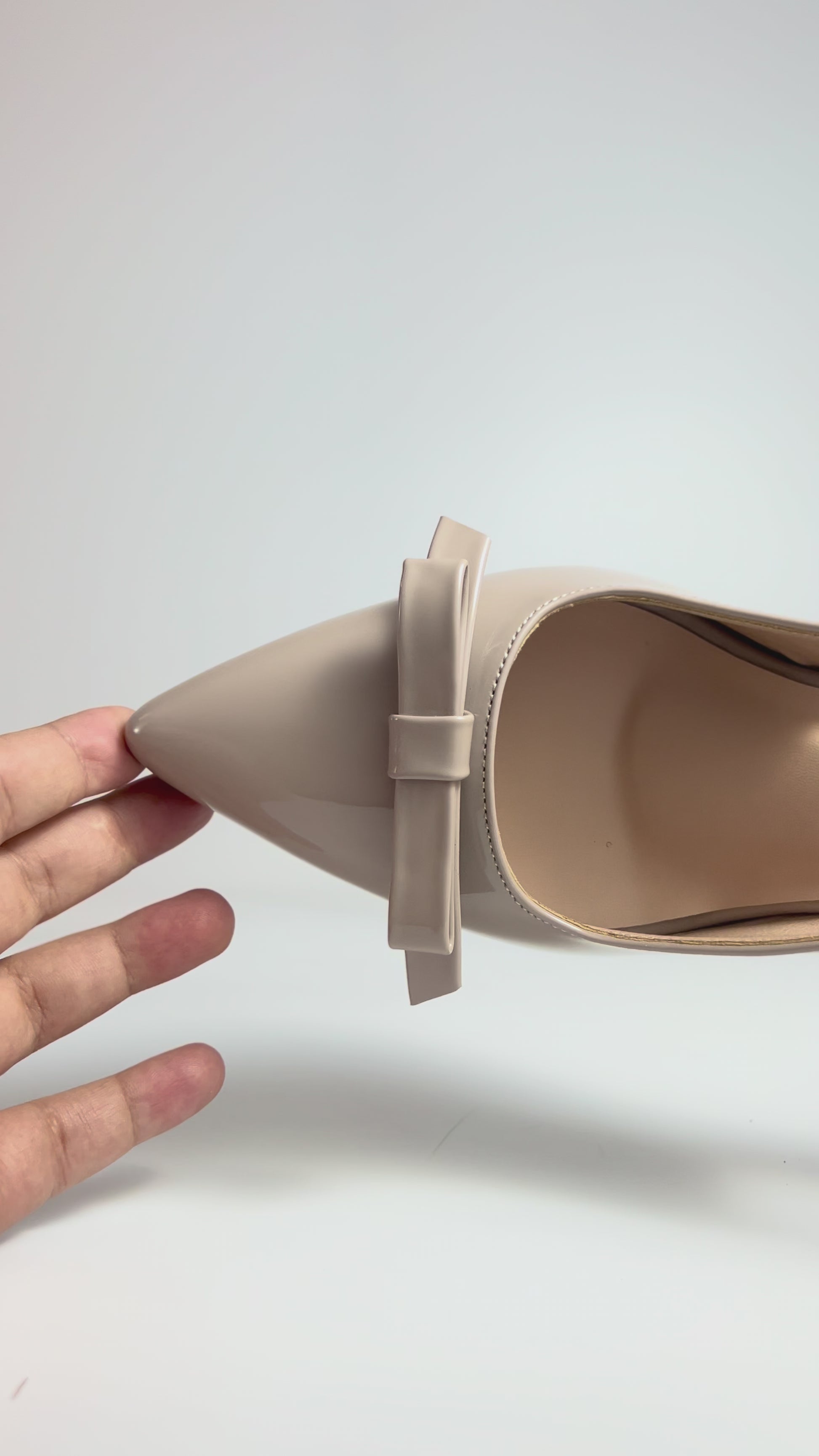 The Neutral Note – Beige Mules