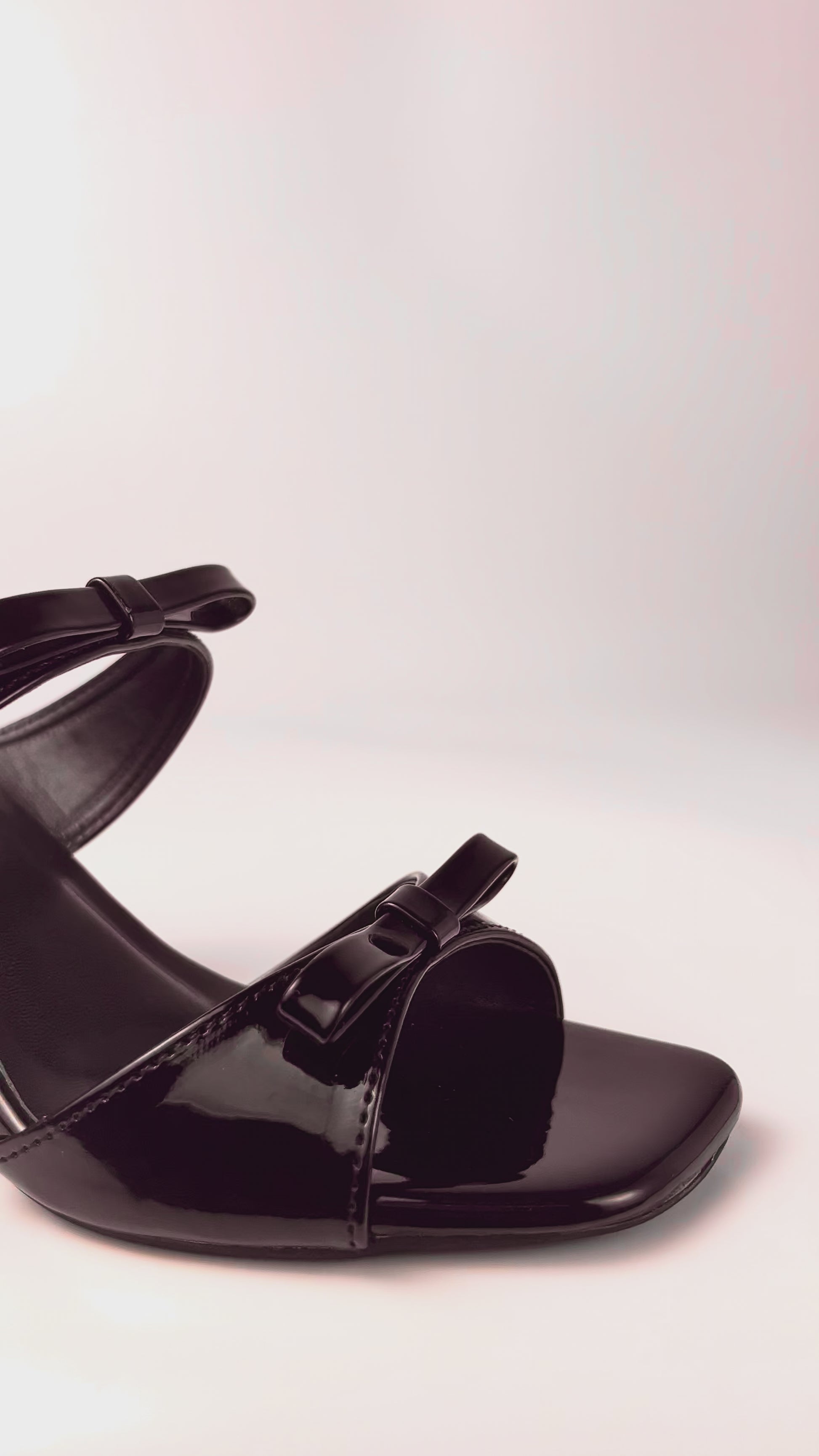 The Final Draft – Black Slip-On